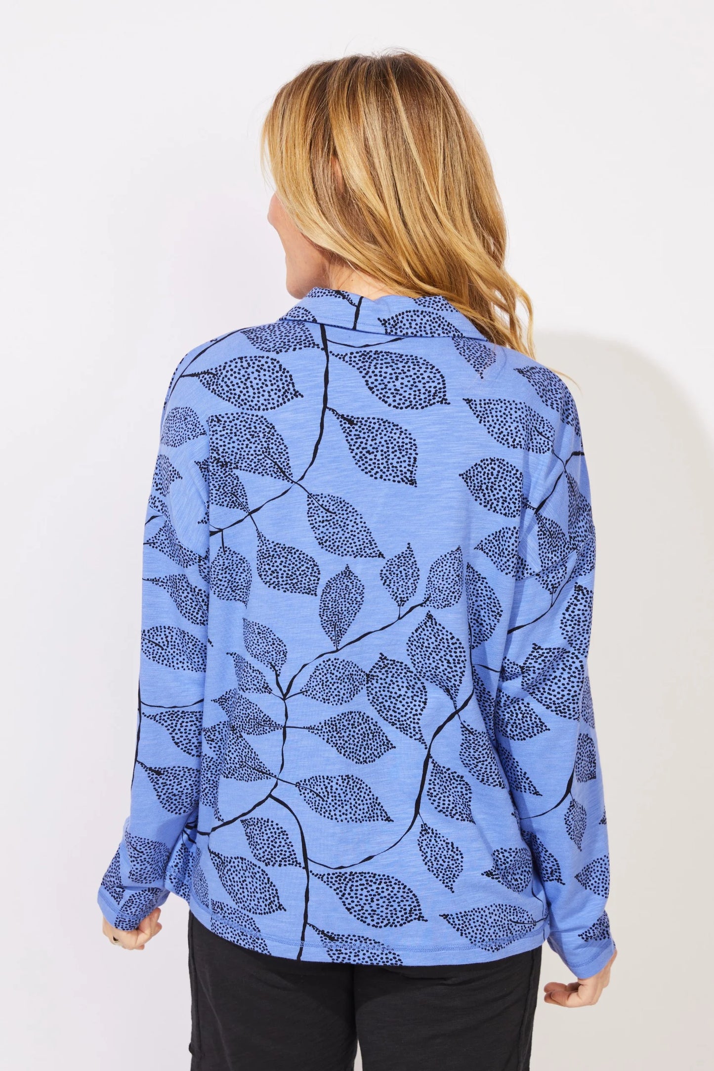 Quarter Zip Dotted Leaves Print Sweater. Style ESC96112