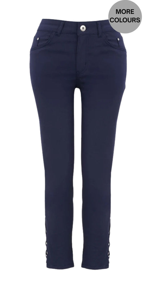 Criss-Cross Detail Cropped Jean. Style DOLC25205