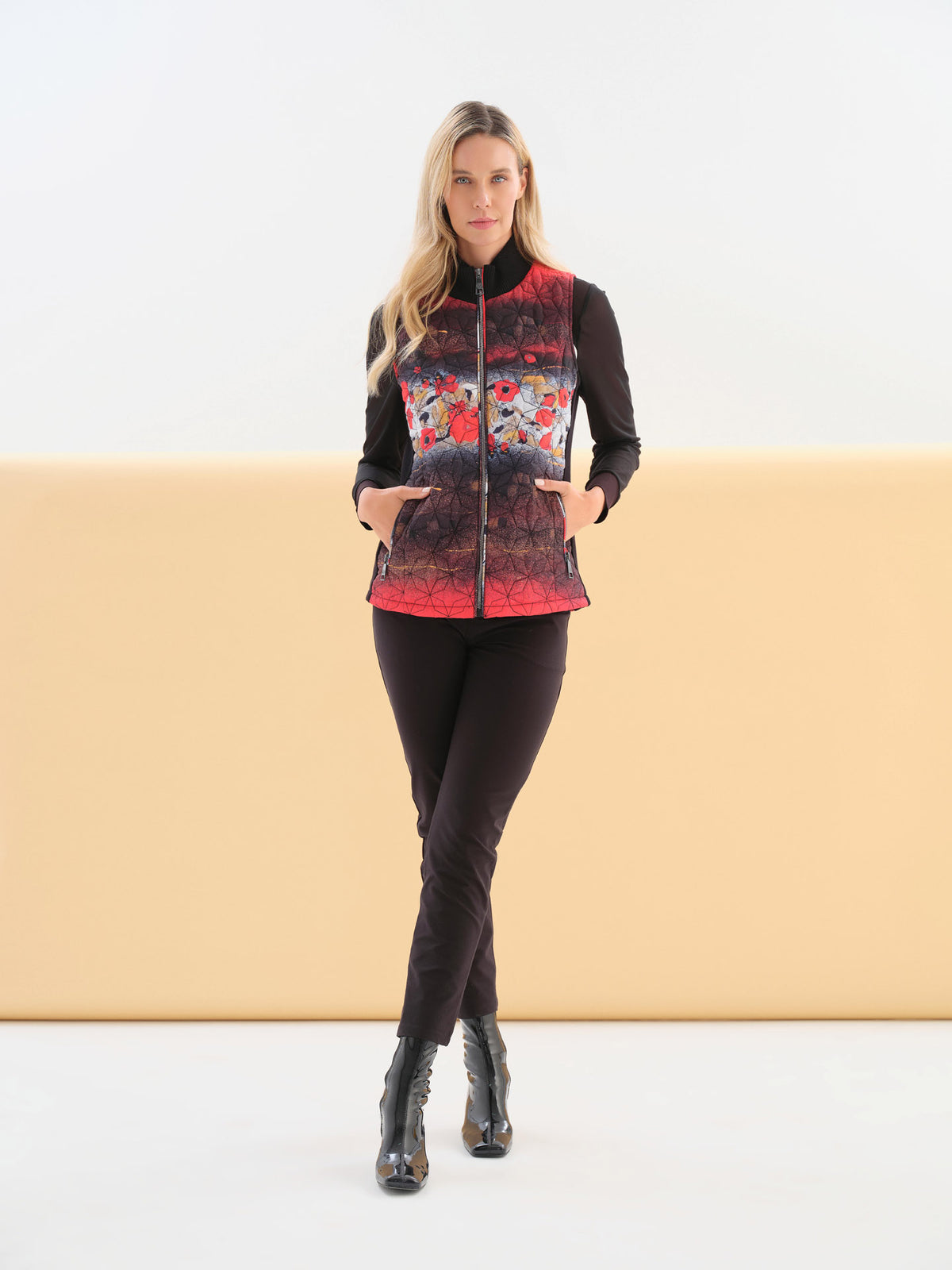 "Ramo De Nubes Rojas" Artist Print Zip Front Vest. Style DOLC76846