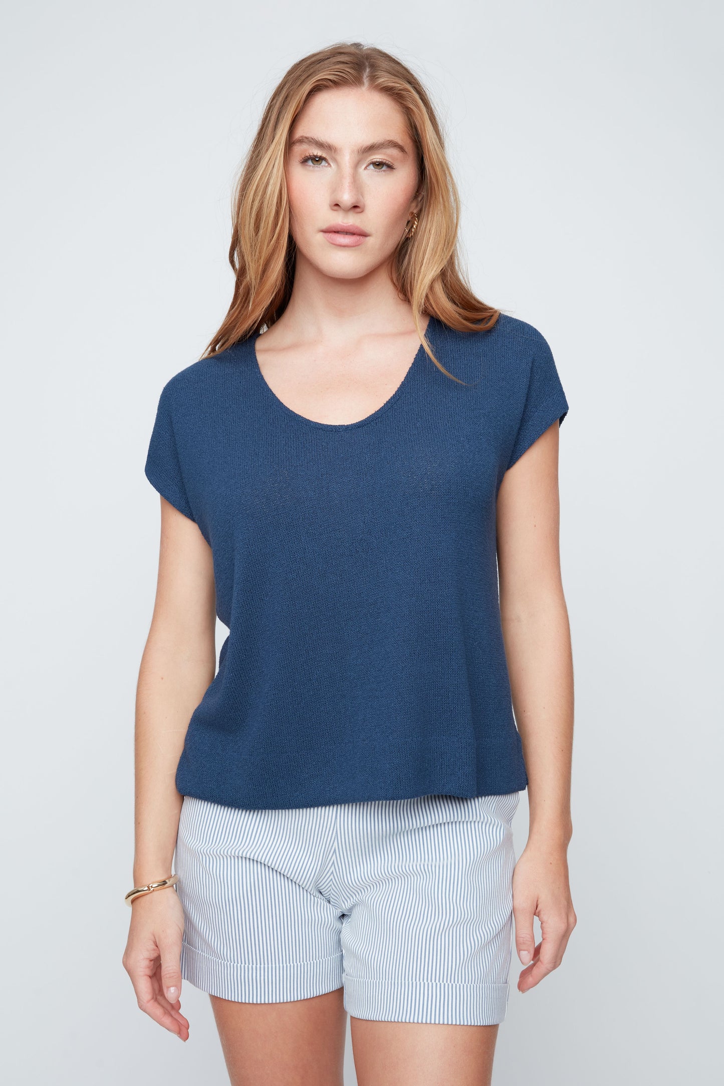 Soft V-Neckline Raglan Sleeve Top. Style REN7808-55K