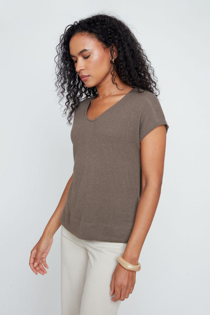 Soft V-Neckline Raglan Sleeve Top. Style REN7808-55K