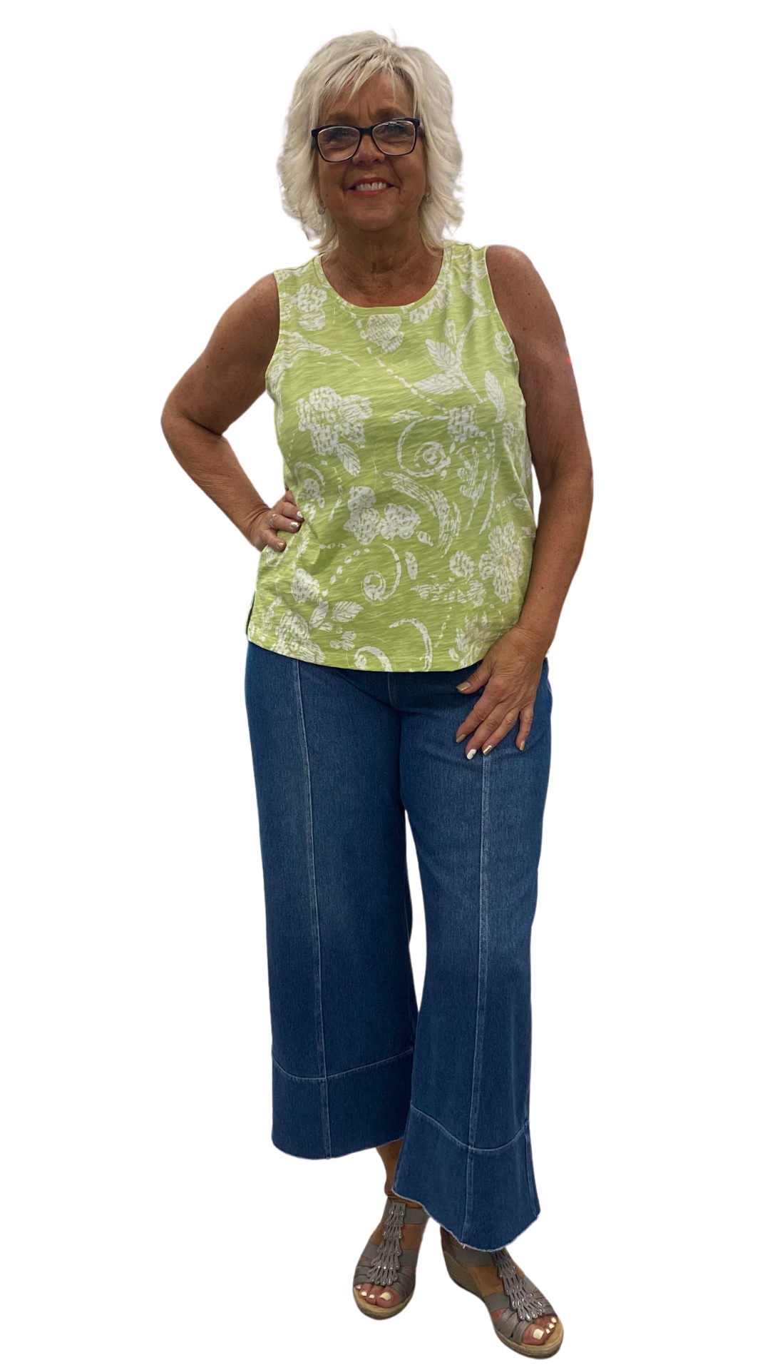 Comfort Stretch Pull-On Denim Cropped Pant. Style ESC64017