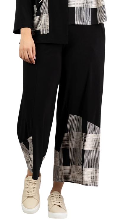 Wide Leg Colour Block Cropped Length Pant. Style SI27204BP