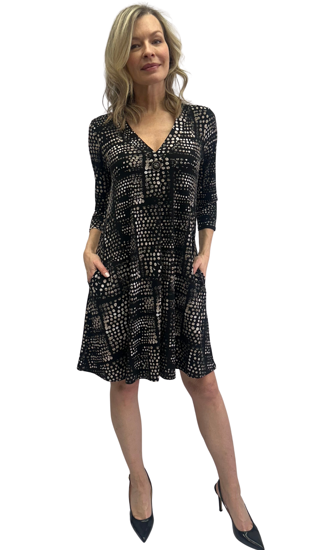 Cross-Over Trim V-Neck Button & Pleat Printed Dress. Style SW107242