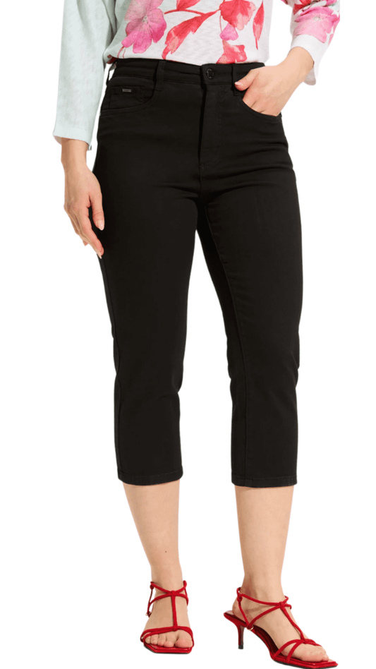 Black Suzanne Slim Leg Capri. Style FD6934511-BLK
