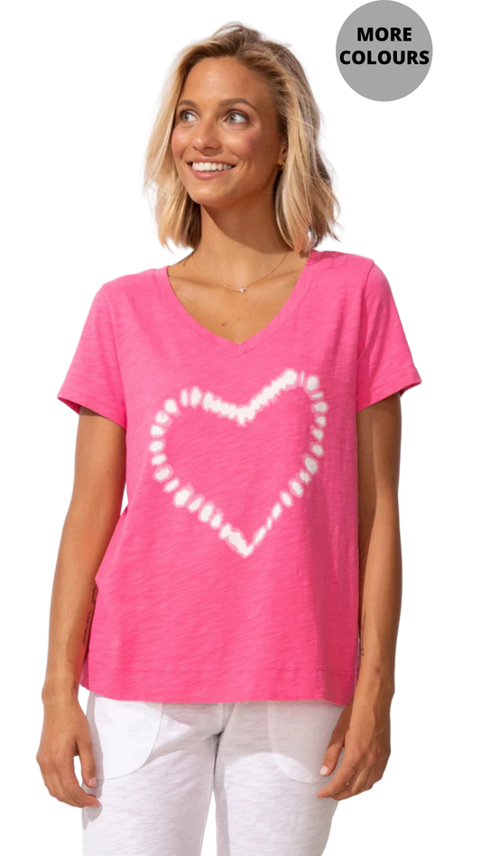 Heart Print V-Neck Short Sleeve Top. Style ESC52400