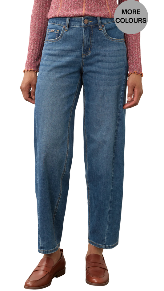 Girlfriend Barrel Ankle Denim. Style FD2795370