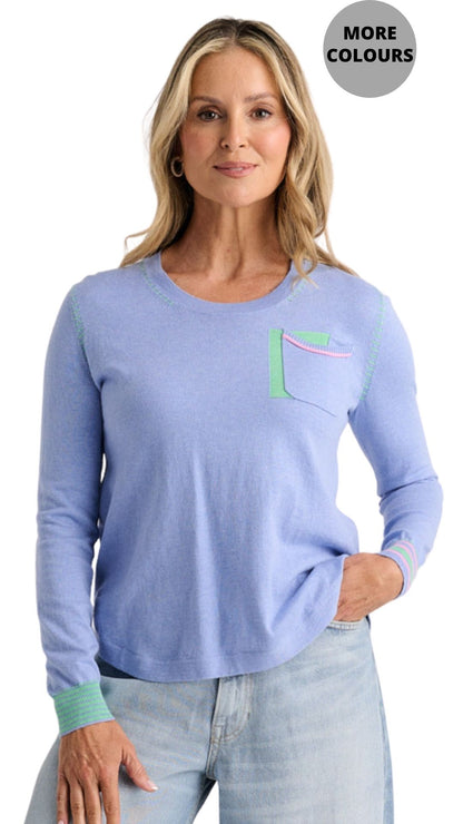 Chest Pocket & Contrast Stitching Sweatshirt. Style ZKP8405U