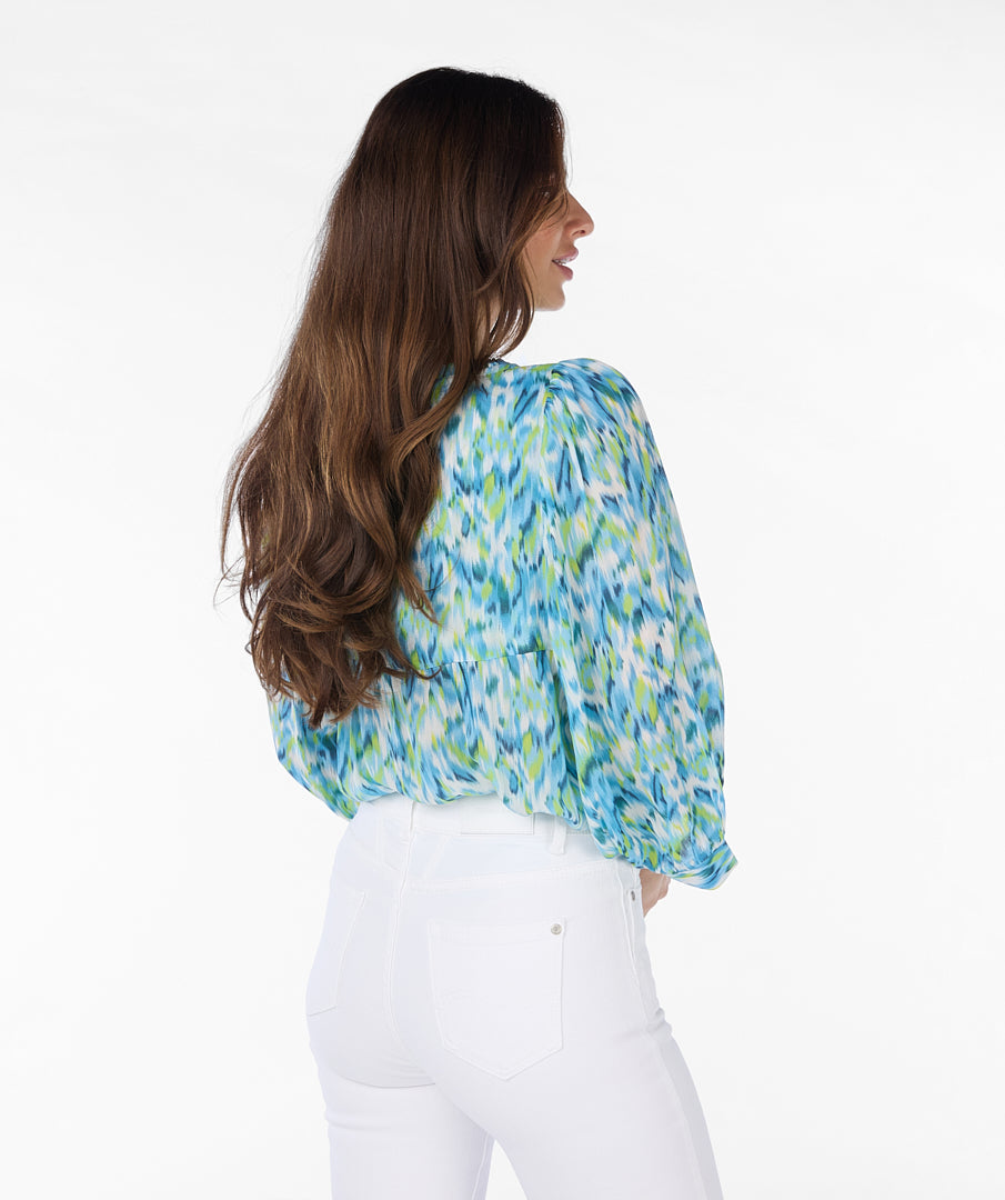 Wide Sleeve Bayside Print Blouse. Style ESQ14013