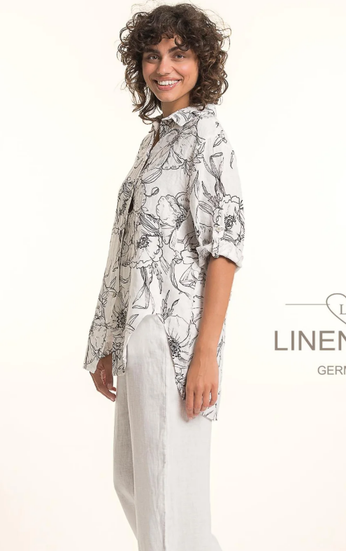 Collared Button Front Roll-Up Sleeve Floral Print Blouse. Style LLTP1782P