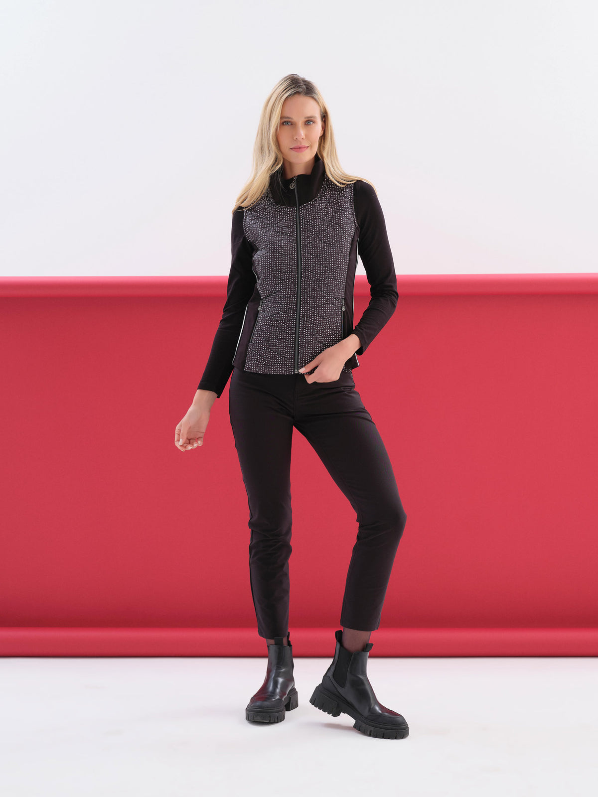 Polka Dot Sleeveless Zip Front Vest. Style DOLC76104