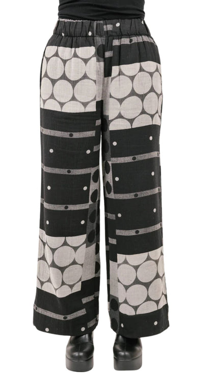 Patchwork Print Wide Leg Pull-On Pant. Style SHNP5619