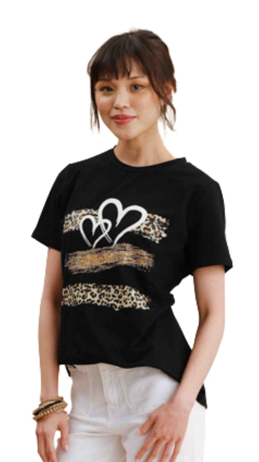 Leopard Print Heart Design Top. Style FS251631