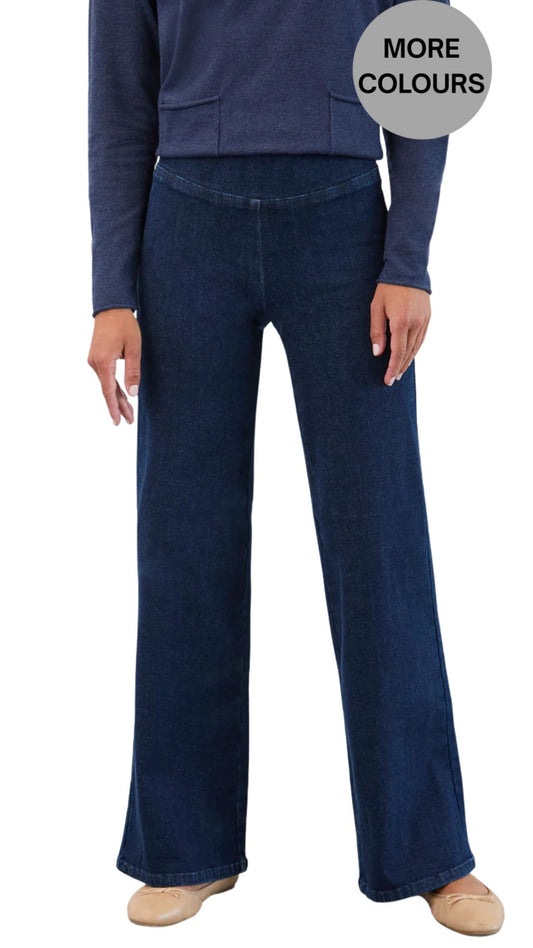 Pull-On Wide Leg Jean. Style FD2679862B