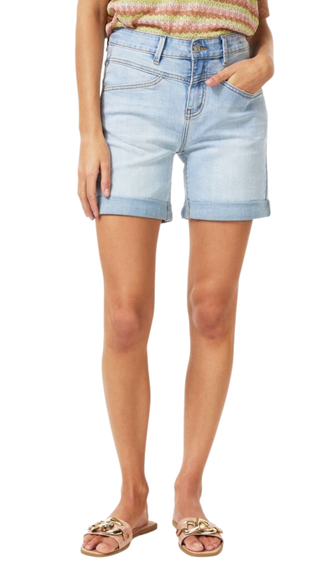 Rolled Cuff Yoked Denim Short. Style ESQHS2312204