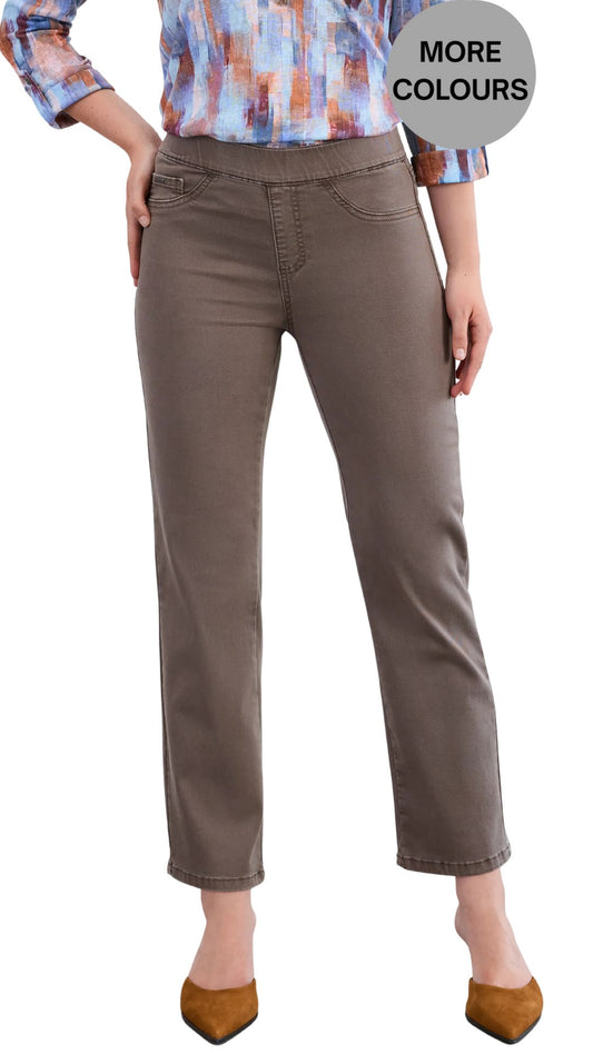 Pull-On Straight Leg Jean. Style FD2531511