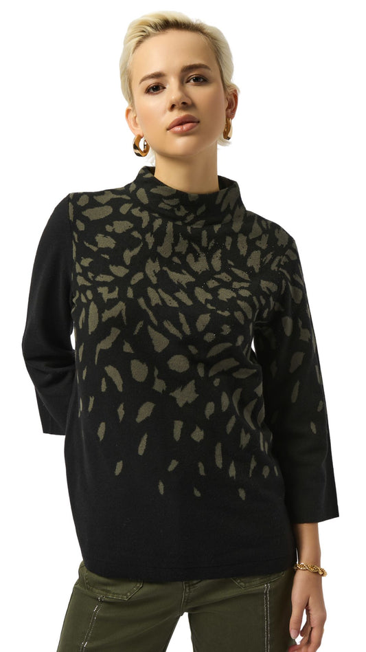 Jacquard Animal Print Sweater. Style JR253912