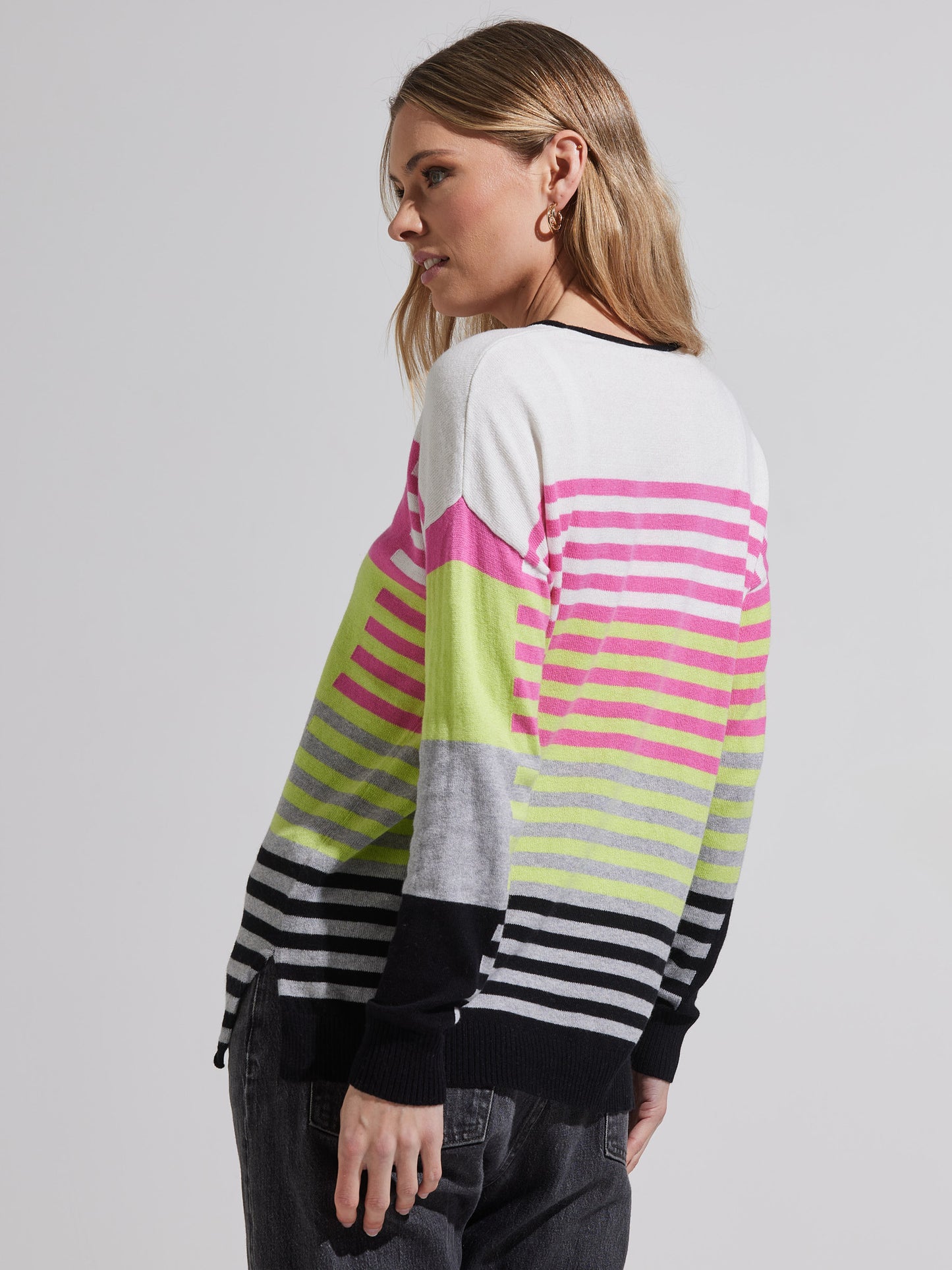 Varied Stripe Lightweight V-Neck Sweater. Style ZKP7404U