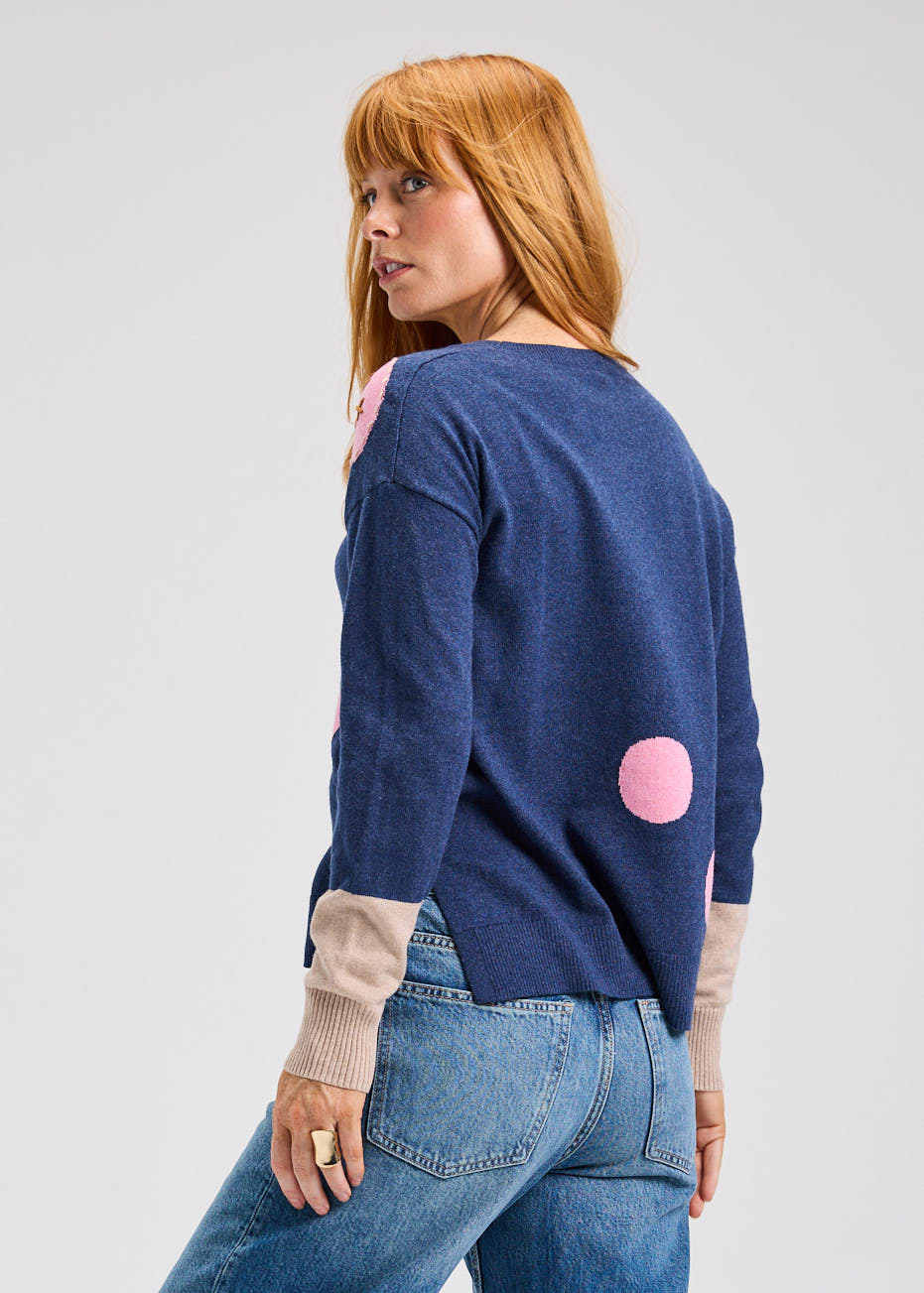Long Sleeves Smiley Face Knit Sweater. Style ZKP7510U