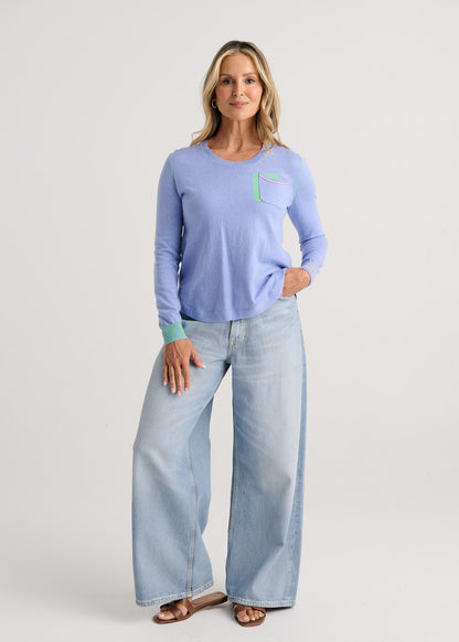 Chest Pocket & Contrast Stitching Sweatshirt. Style ZKP8405U