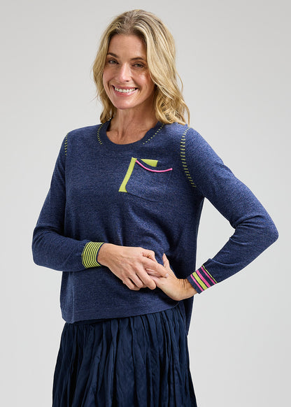 Chest Pocket & Contrast Stitching Sweatshirt. Style ZKP8405U