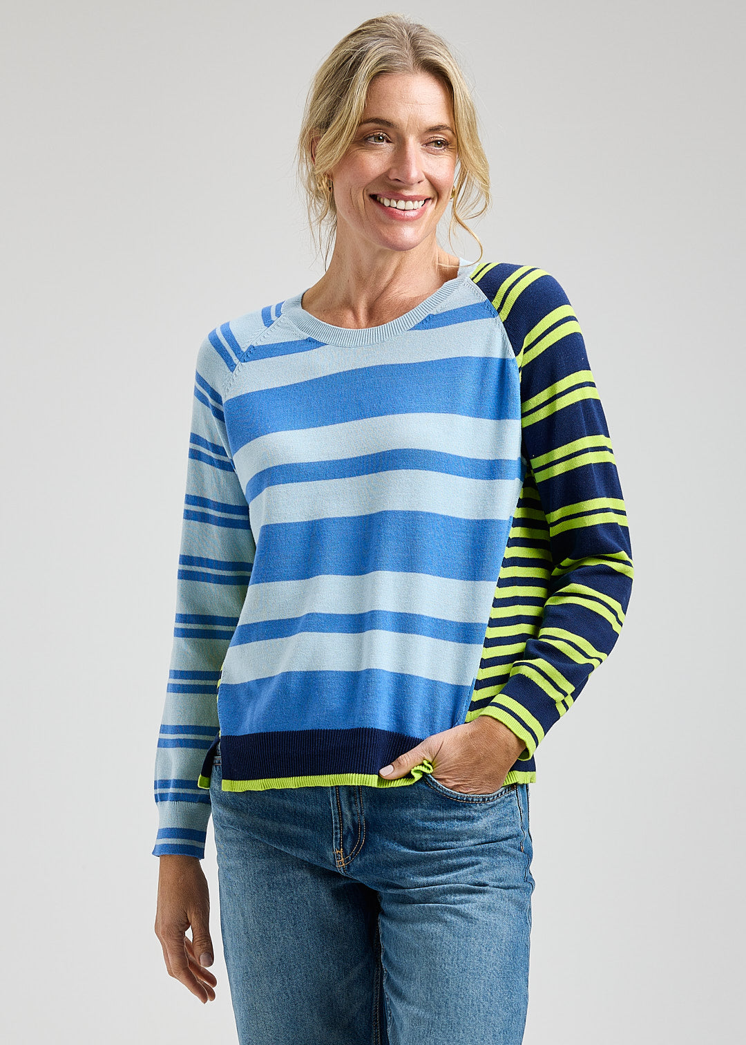 Multi Stripes Round Neck Sweatshirt. Style ZKP8413U