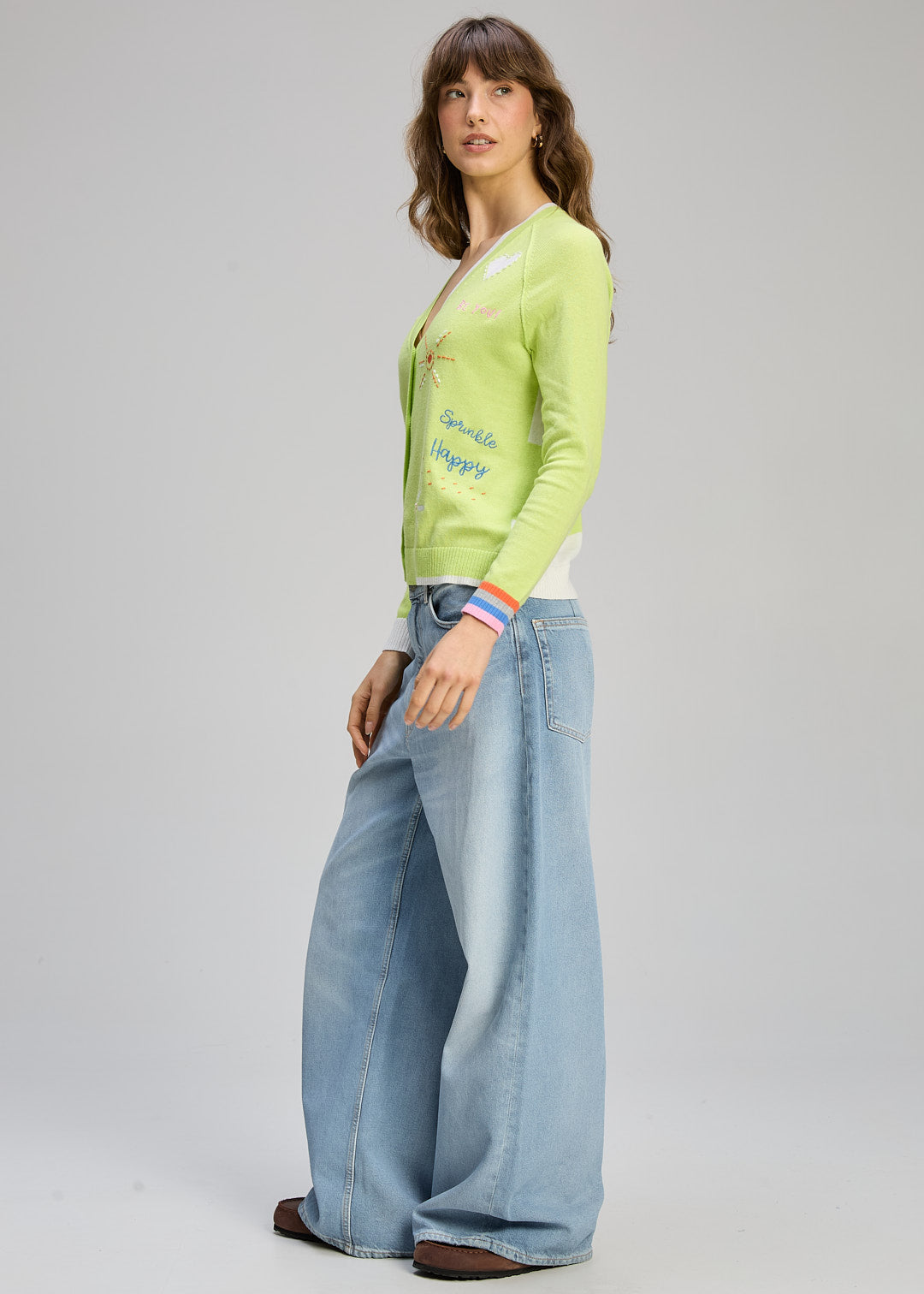 "Good Vibes" V-Neck Button Front Cardigan. Style ZKP8435U