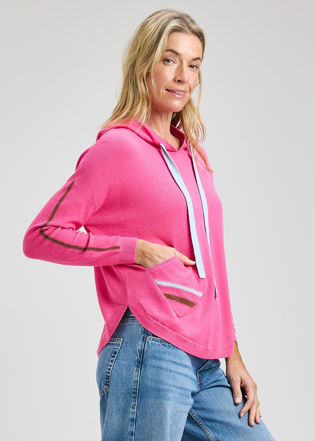 Drop Shoulder Drawstring Pocket Detail Hoodie. Style ZKP8441U