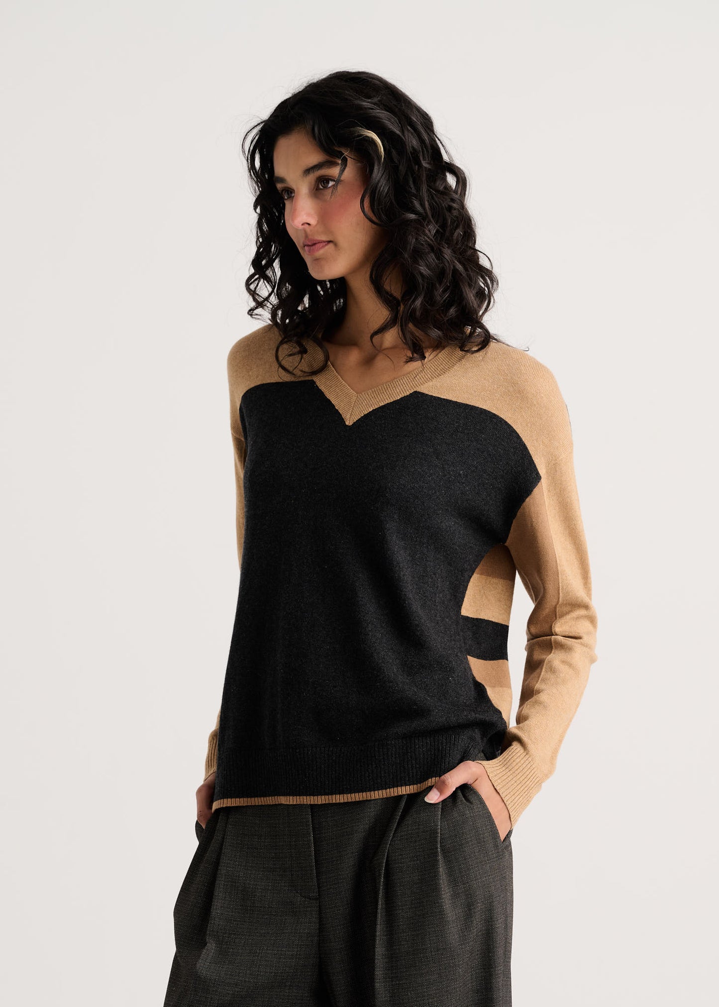 Colour Theory Stripe Back V-Neck Sweater. Style ZKP8527U