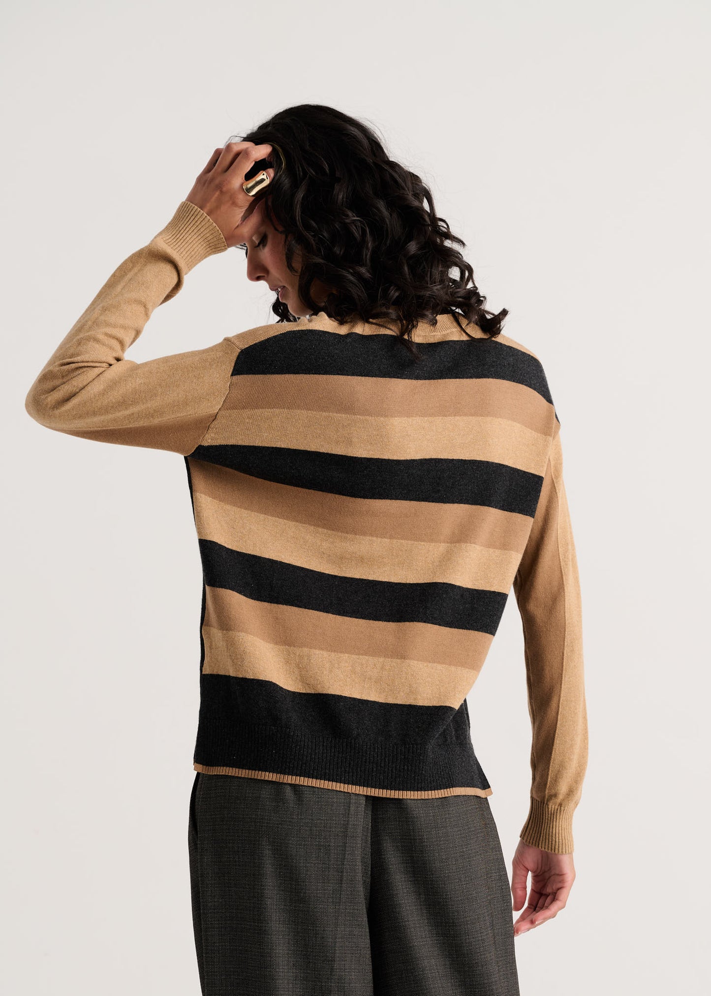 Colour Theory Stripe Back V-Neck Sweater. Style ZKP8527U