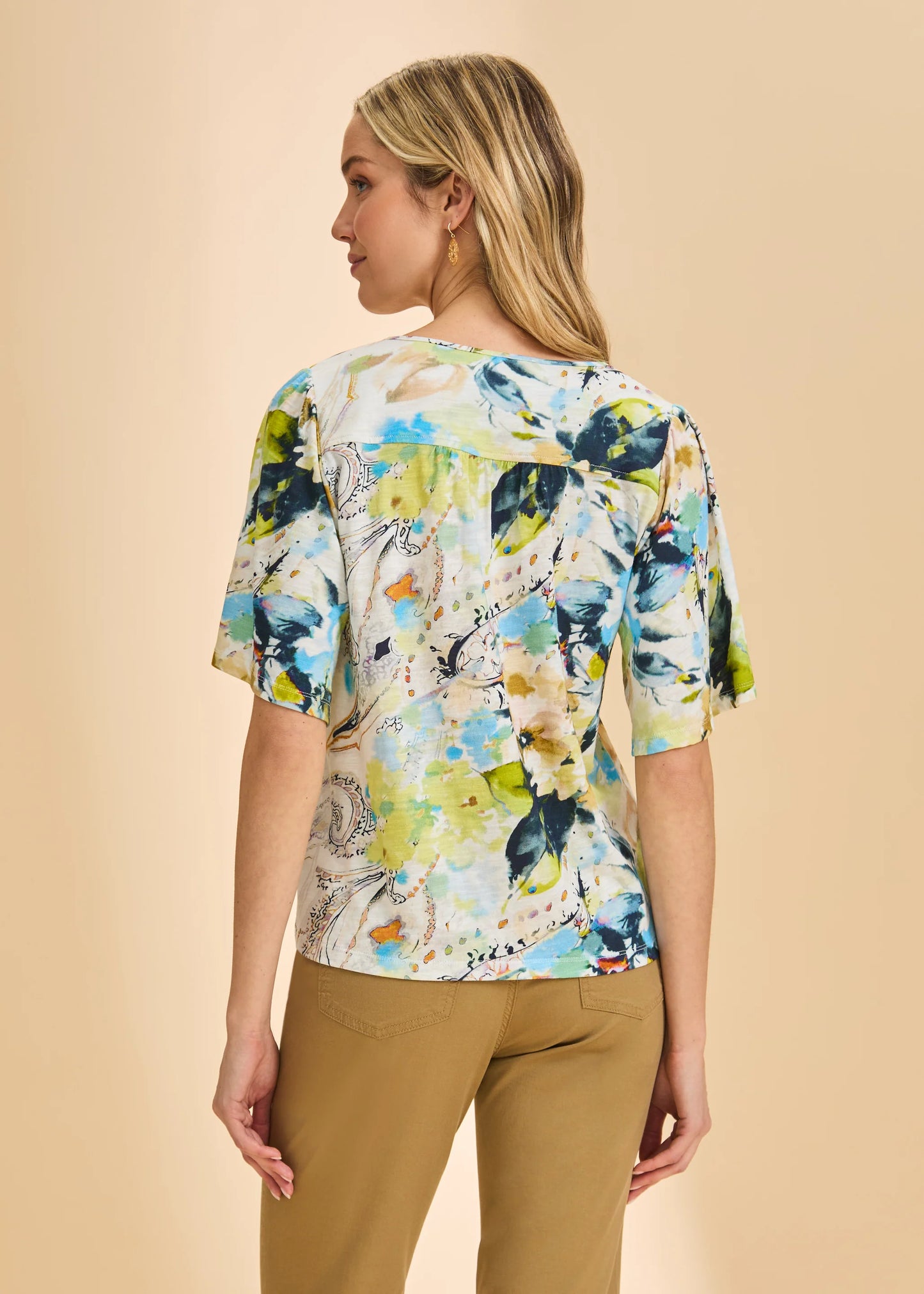 Flutter Sleeve Tie Neckline Floral Top. Style FD3956476