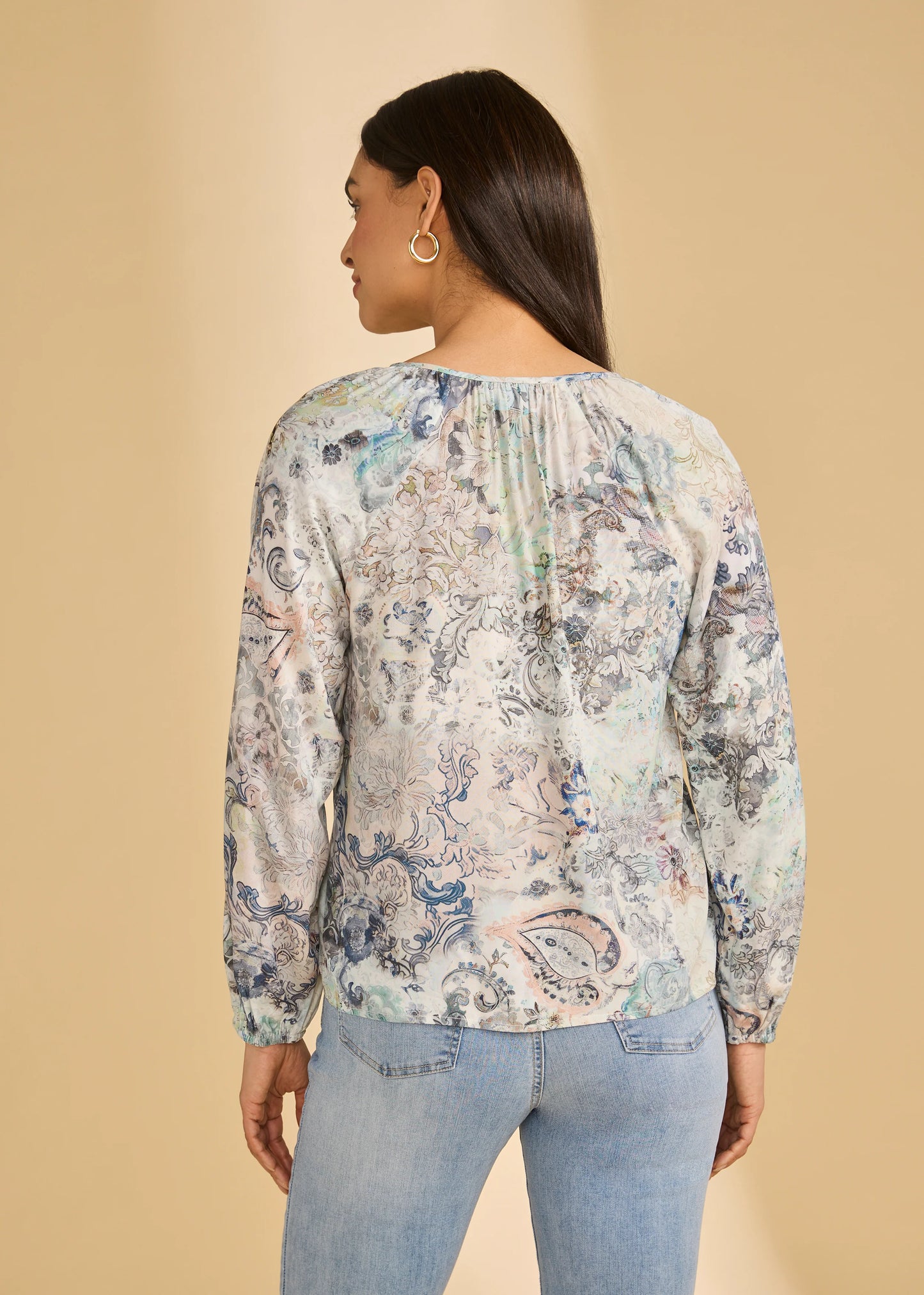 Elastic Cuffs Button Front Printed Top. Style FD7524397