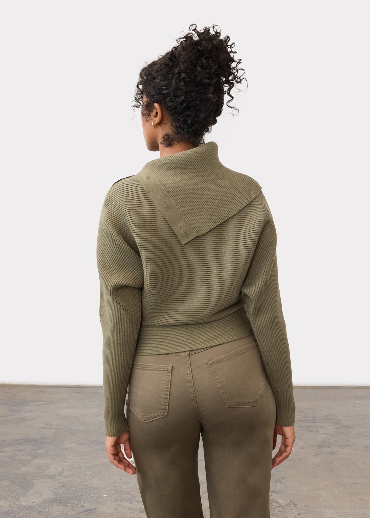 Envelope Collar Button Detail Ribbed Sweater. Style FD1051885