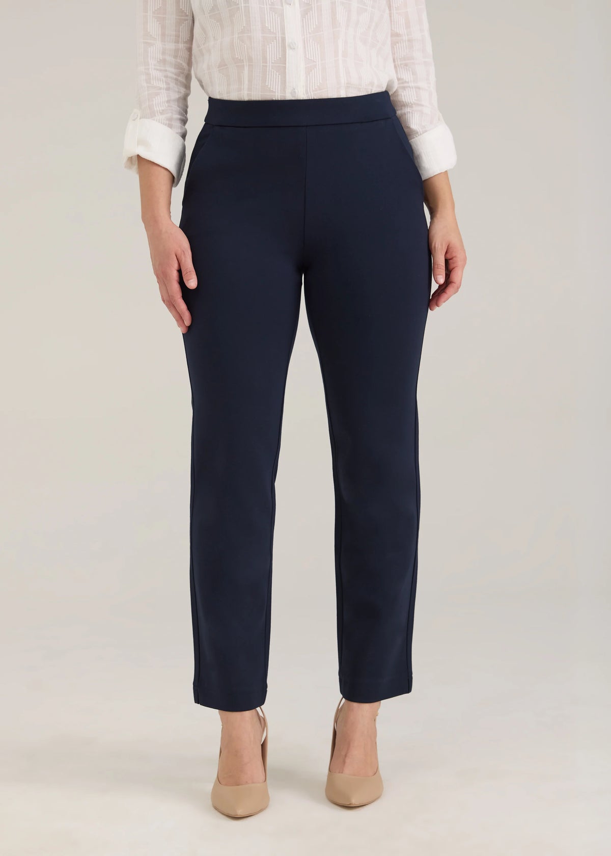 Ponte Pull-On Straight Leg Ankle Length Pant. Style FD2250396