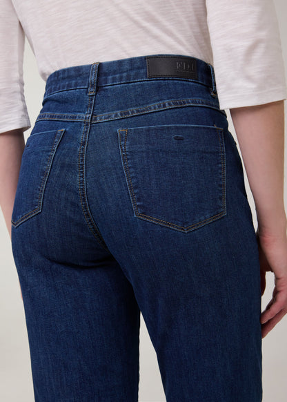 Suzanne Straight Leg Jean. Style FD6953250