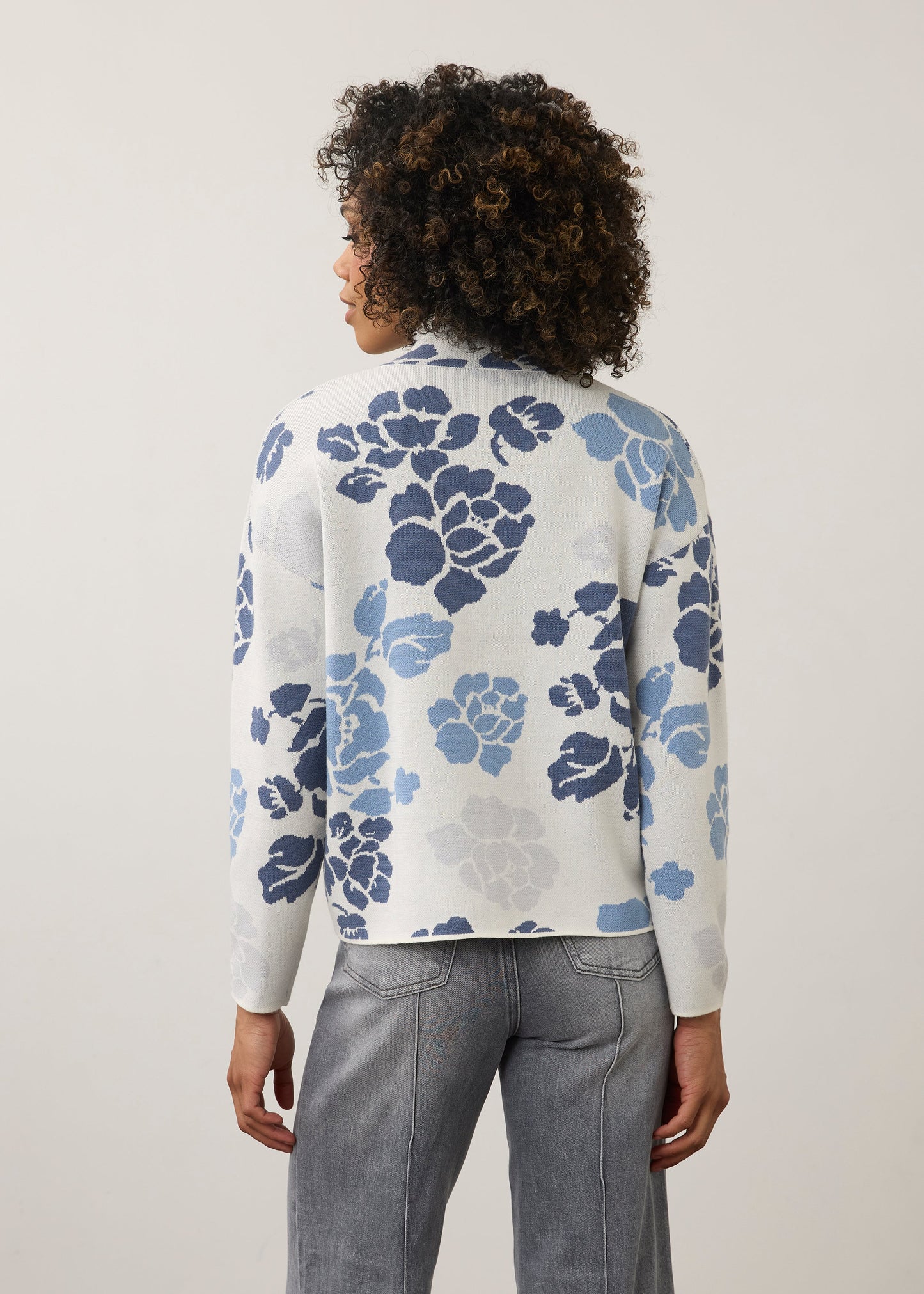 Mock Neck Long Sleeve Printed Sweater. Style FD1301535