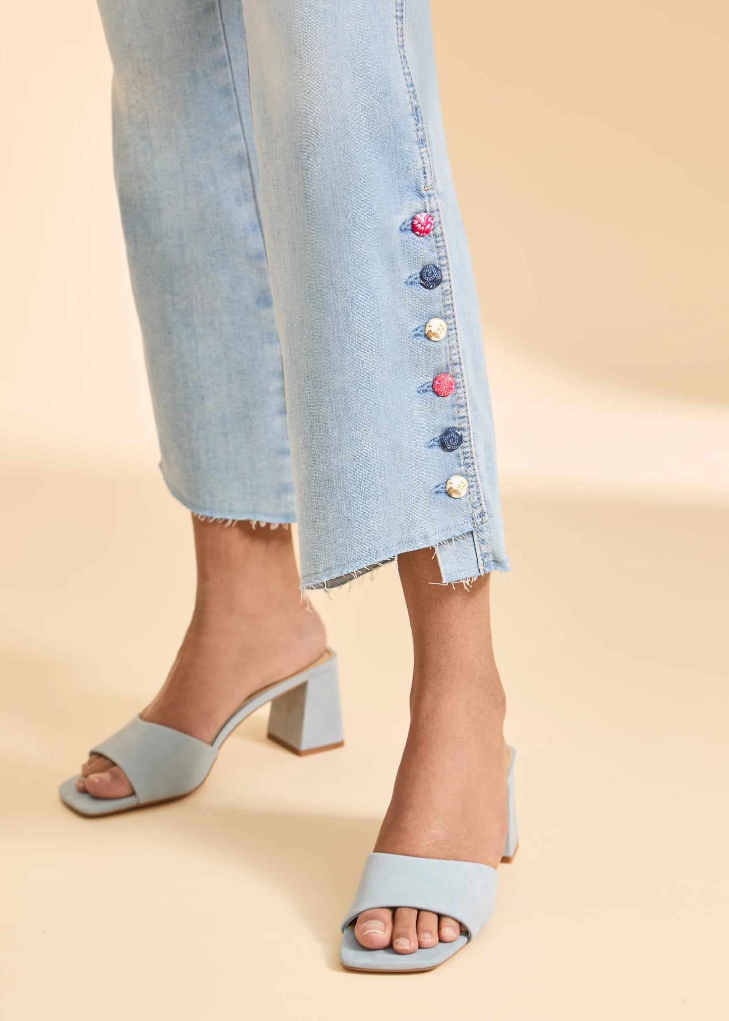 Pull-On Boot Crop Statement Buttons Jean. Style FD2989669