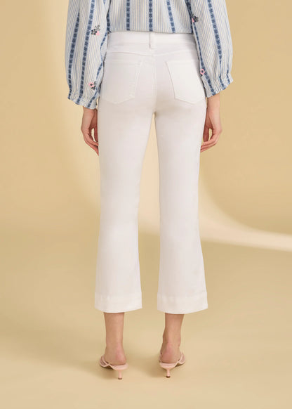 Pull-On Bootcut Cropped Jeans. Style FD2462511