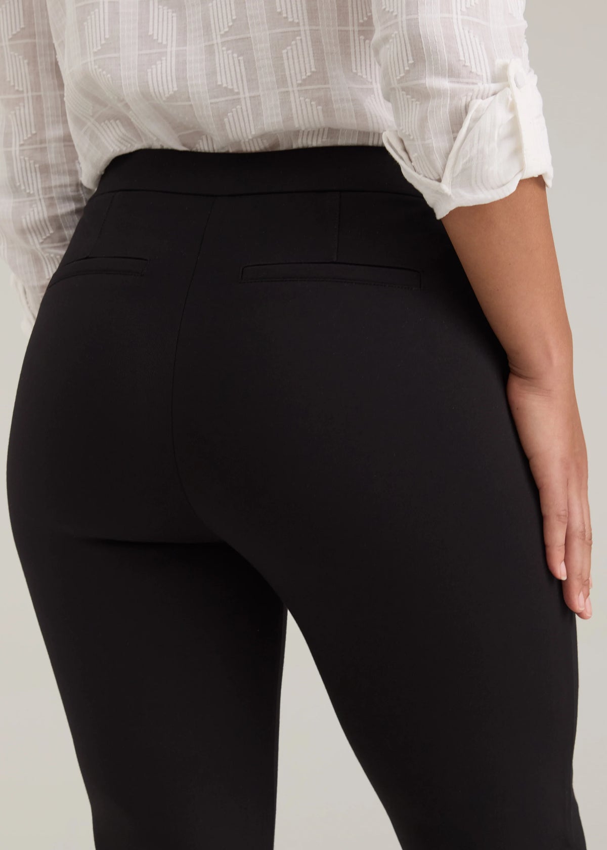 Ponte Pull-On Straight Leg Ankle Length Pant. Style FD2250396