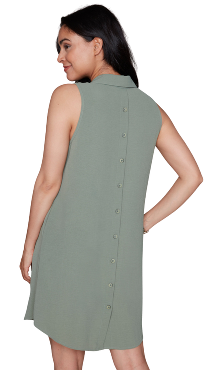Sleeveless Lightweight Crinkle Fabric Collared Dress. Style CK33929