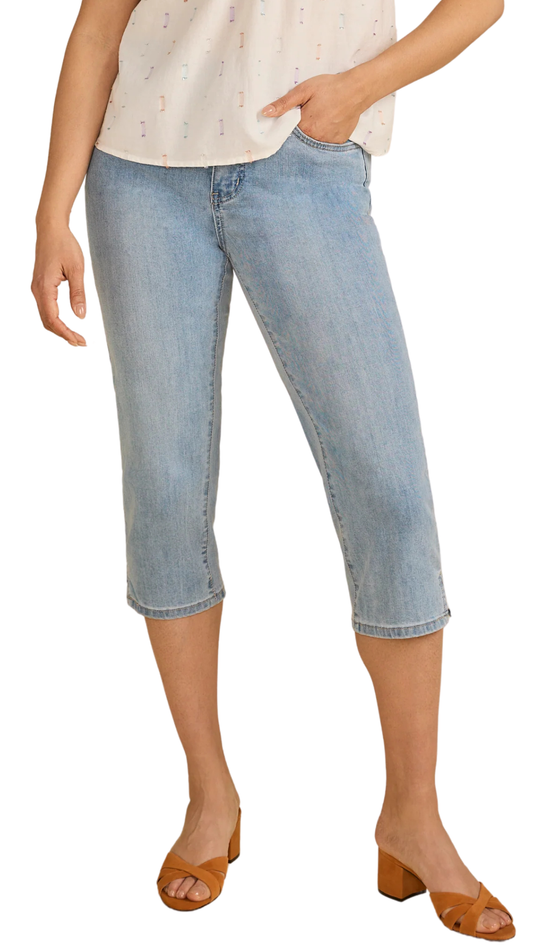 Basic Suzanne Slitted Hem Capri. Style FD6857779