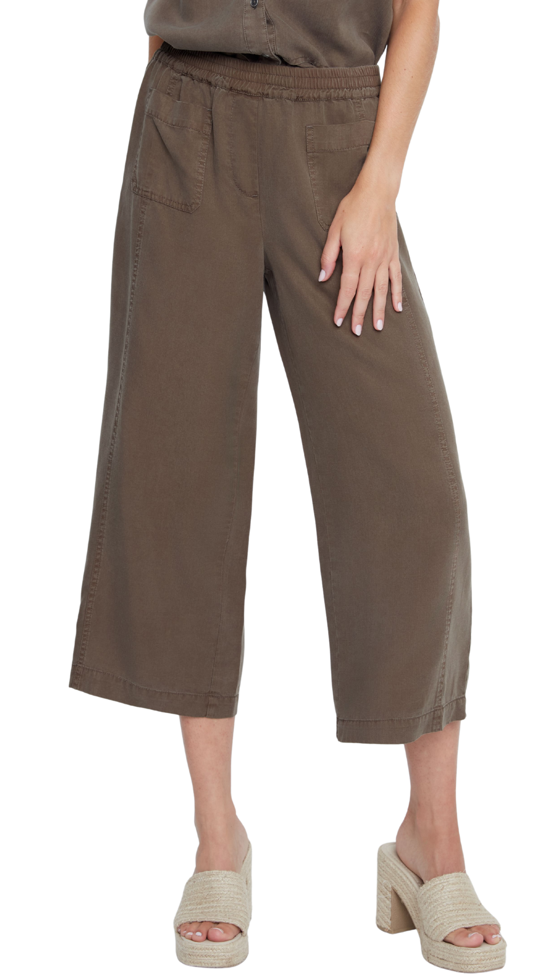 Wide Leg Patch Pockets Pull-On Cropped Pant. Style REN8129-E3073