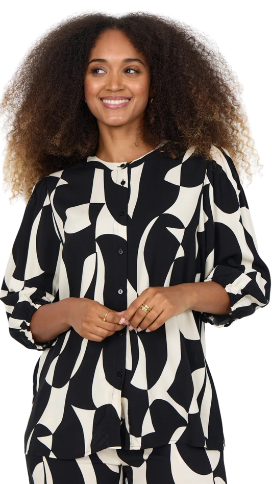 Abstract Print Button Front Elastic Cuffs Top. Style SOYA41612
