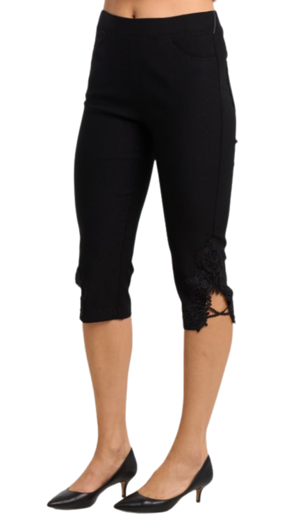 Pull-On Lace Detail Straight Leg Stretch Capri. Style MIWT2605