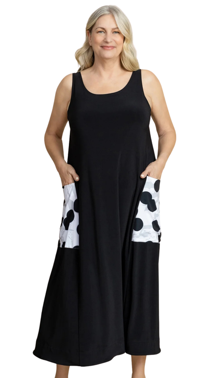 Polka Dot Pockets Sleeveless Maxi Dress. Style SI28193P