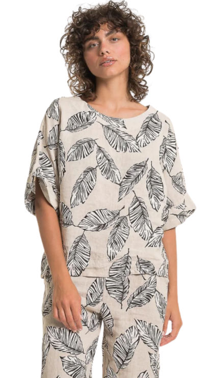 Boxy Fit Drop Shoulder Short Sleeve Feather Print Top. Style LLTP1674P