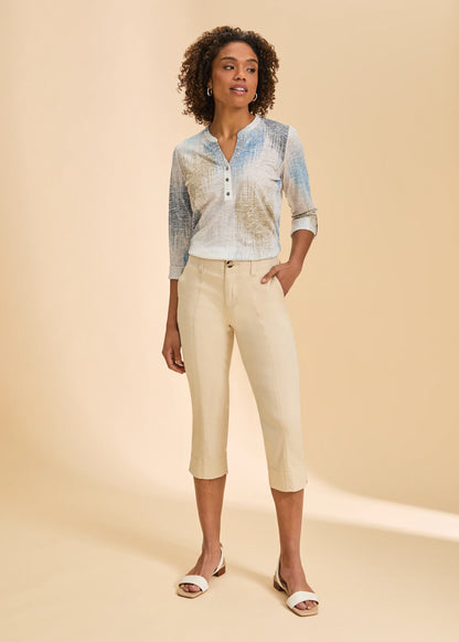 Christina Mid Rise Pin Tuck Cargo Capri. Style FD5261924
