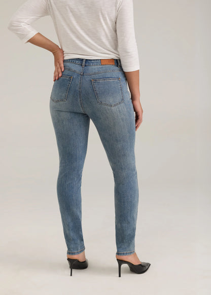 Suzanne Slim Leg Jean. Style FD6961779