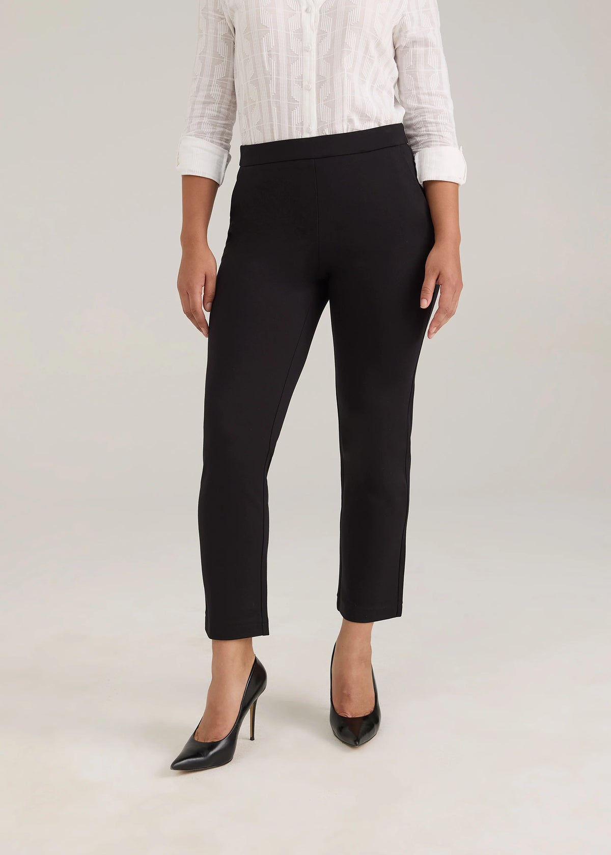 Ponte Pull-On Straight Leg Ankle Length Pant. Style FD2250396