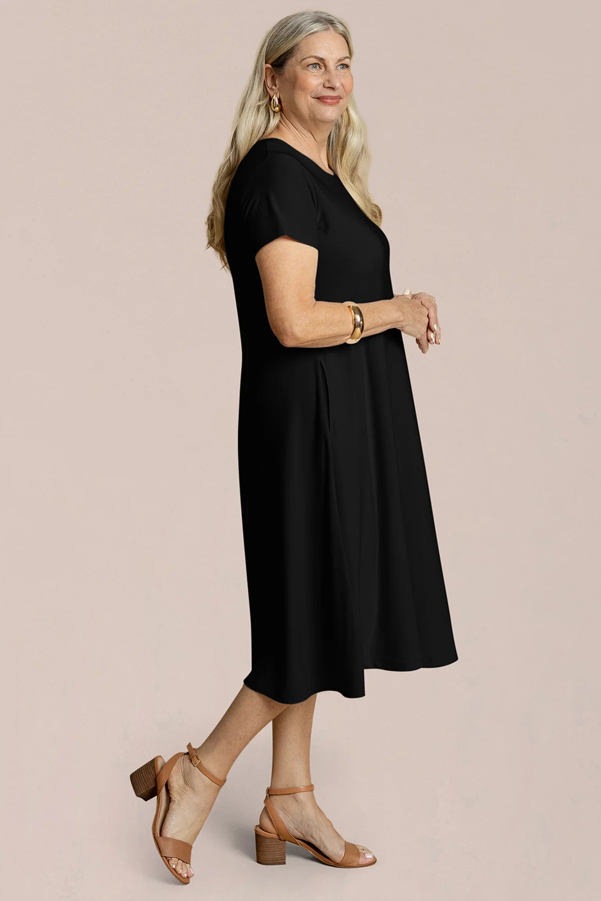 Black Nu-Trapeze Dress. Style SI28198-1BLK